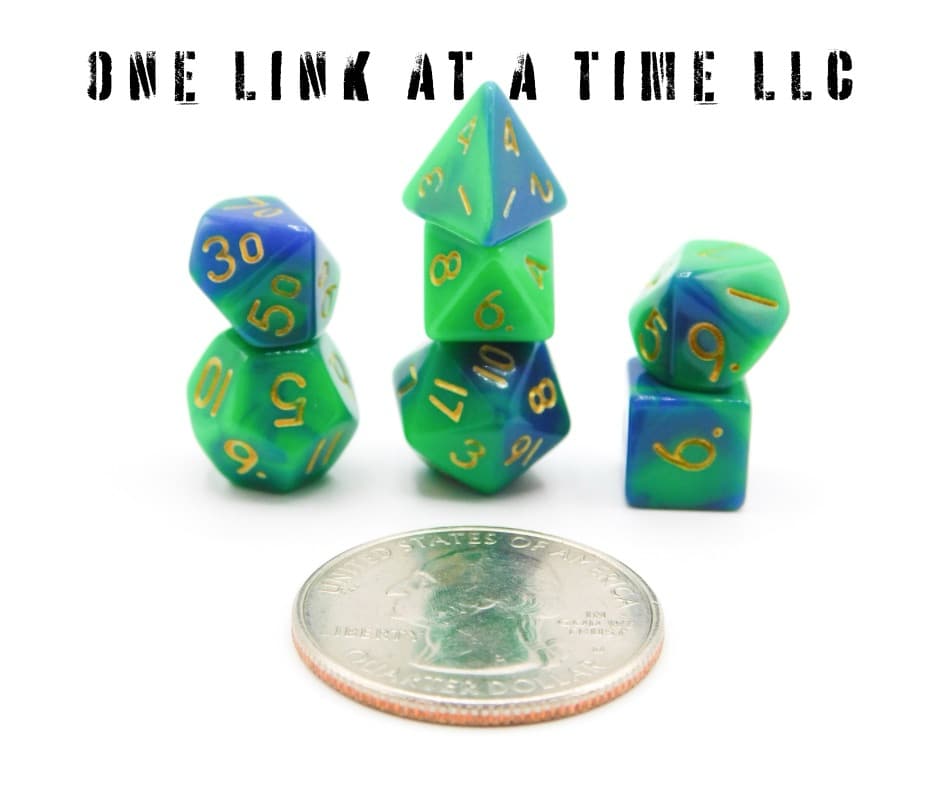 BLUE & GREEN 7PC ACRYLIC MINI DICE SET