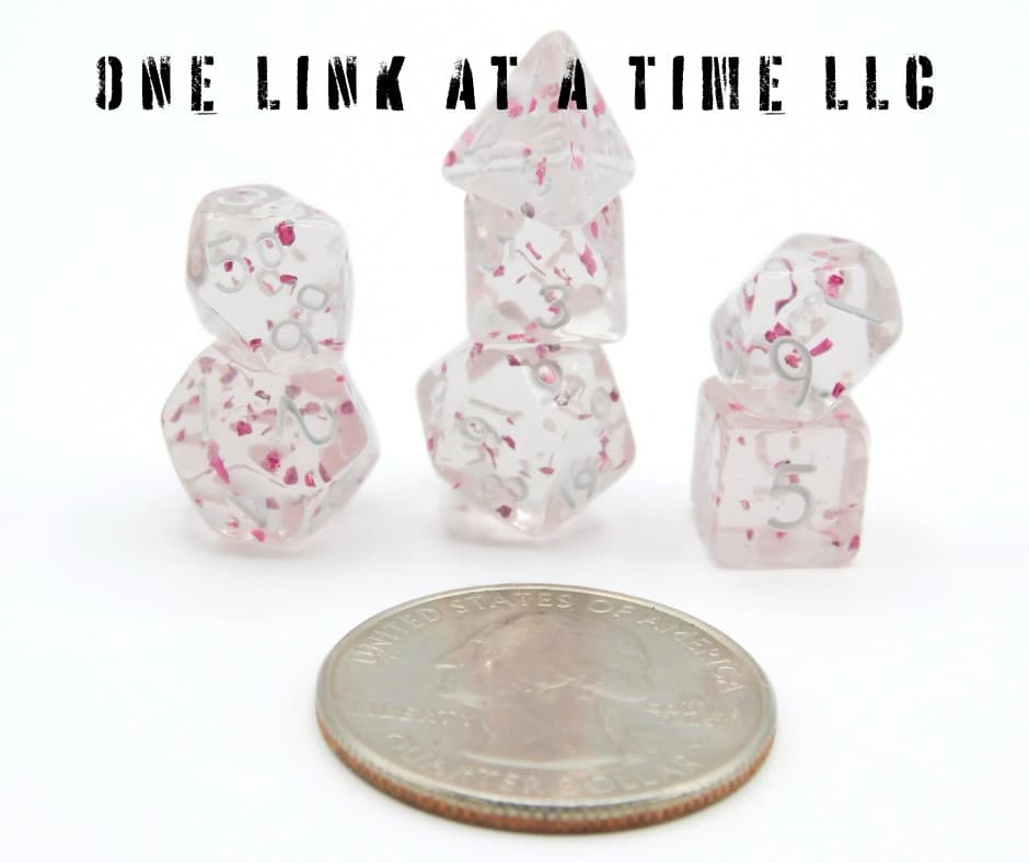 CLEAR WITH PINK CONFETTI 7PC ACRYLIC MINI DICE SET