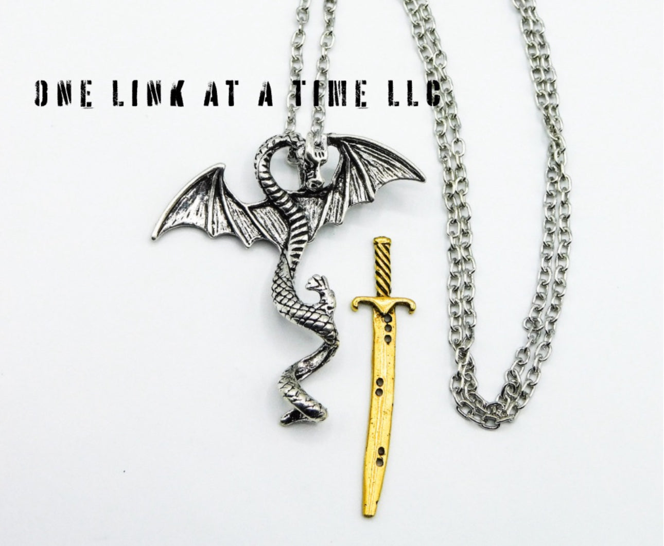 DRAGON NECKLACE WITH REMOVABLE [GOLD] SWORD