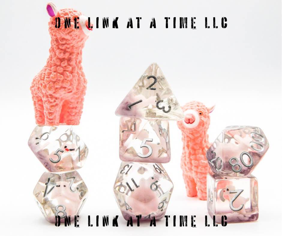 [PINK LLAMA] RESIN DICE SET