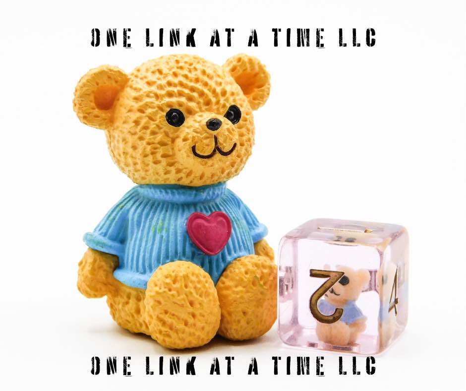 [TEDDY BEAR WITH SWEATER] RESIN DICE SET