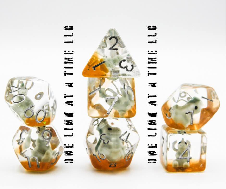 [MINT TINY DINY] RESIN DICE SET
