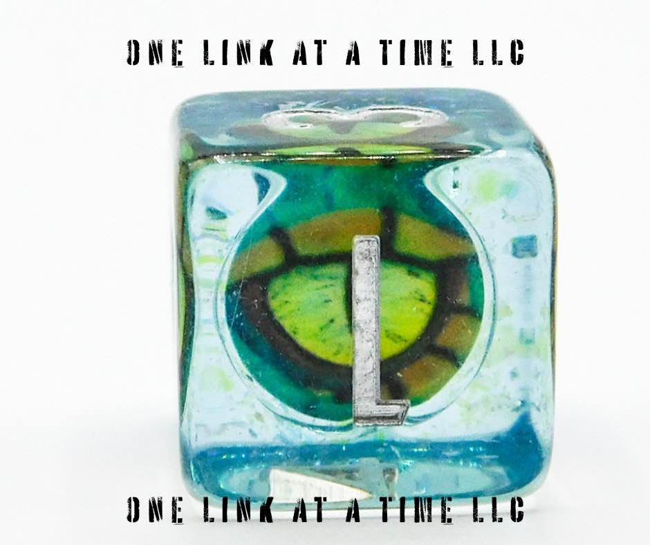 [GREEN DRAGON EYE] RESIN DICE SET