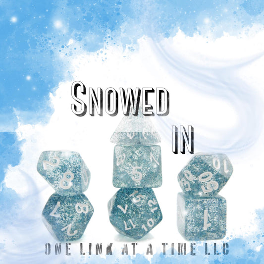 [SNOWED IN] ACRYLIC DICE SET